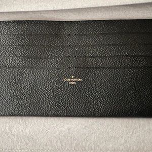 LOUIS VUITTON Card Holder